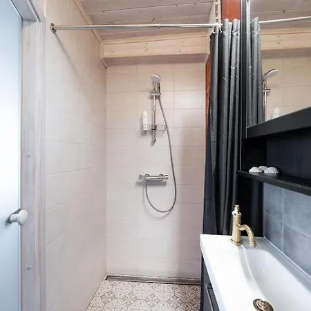 Apartamento Garden Next To Telliskivi & Old Town Tallin